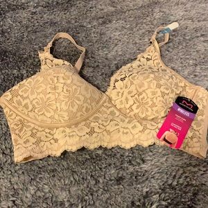 Maidenform wireless bra.NWT